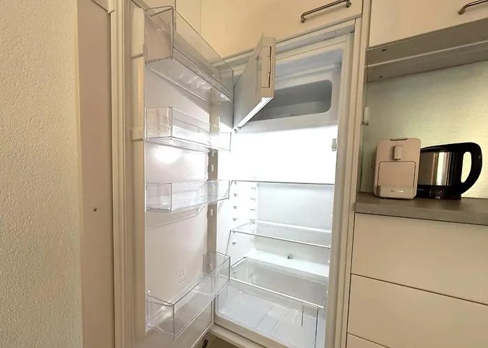 Royal 32, Untere Maressenstrasse 12