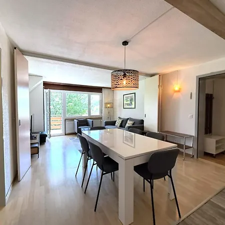 Apartament Royal 32, Untere Maressenstrasse 12